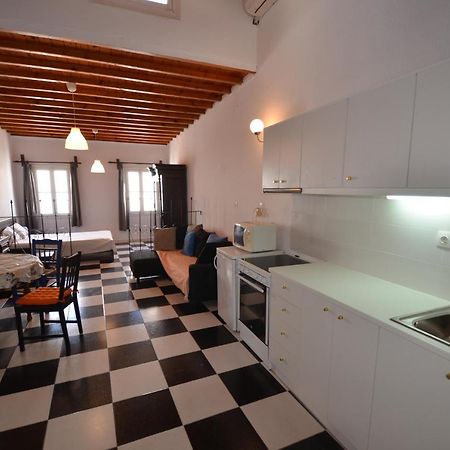 Belou Apartment Mykonos Town Bagian luar foto